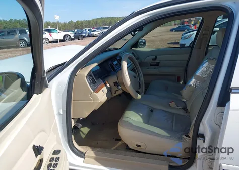 2008 Ford Crown Victoria Lx из США, поврежденный, VIN 2FAFP74V38X127610